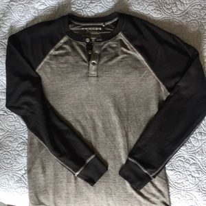 Men’s raglan long sleeve tee